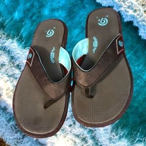 Women's Champion cushion fit flip flops (size 7)